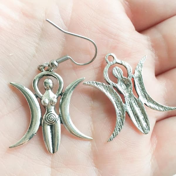 Necklace - Triple Moon - Goddess