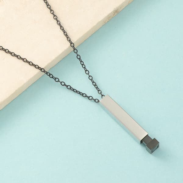 Vertikalt barhängshalsband – cool enkel design