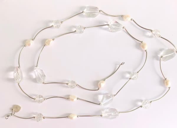 kristaller sötvattenspärlor långt halsband collier
