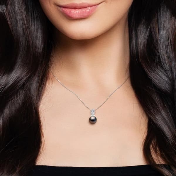Compagnie Générale des Perles - Diamanthänge 0,50 Cts äkta rund Tahiti-pärla 11-12 mm 18 Cts Vitguld - Damsmycken