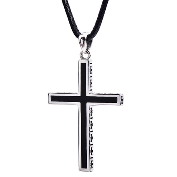 Trendigt korsh�ngande halsband