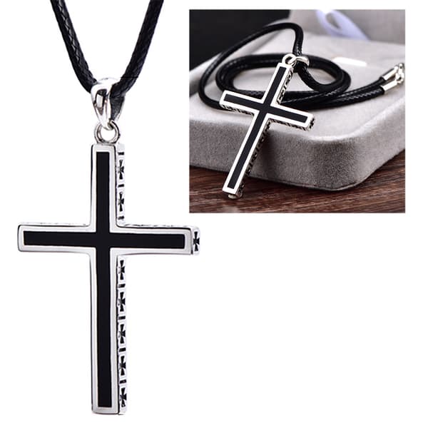 Trendigt korsh�ngande halsband