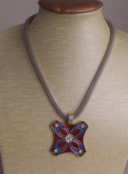 Z&R Halsband i Silver Färg - Vintage emaljerat hänge blå blomma