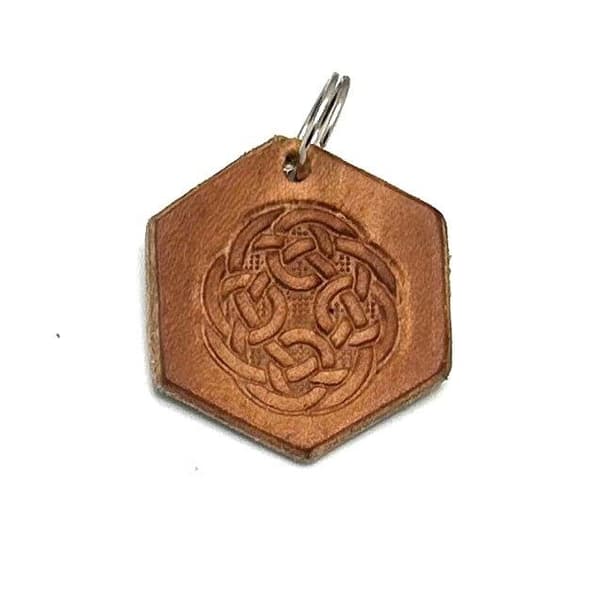 Handmade pendant with Celtic knot made of swedish leather