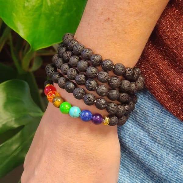 SHOP-STORY - "Healing of the 7 Chakras" halsband i lavastenar