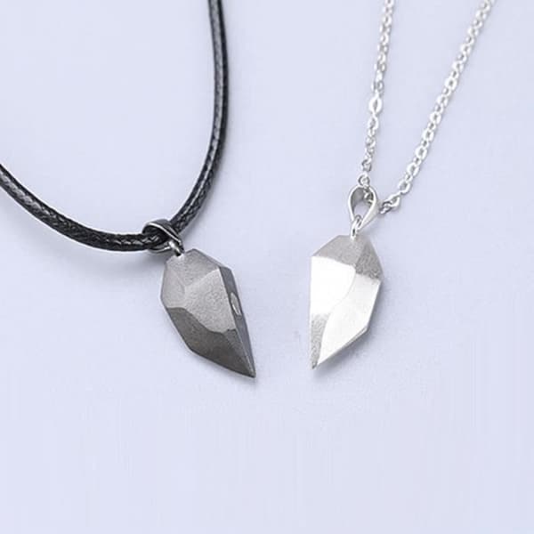 Halsband - FJFK - Magnetic Heart - Gothic Punk Style - 1 par - För män