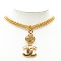 Miniatyrbillede 5 af 6: Pre-owned Chanel Gold Plated Double Chain CC Pendant Necklace Gold
