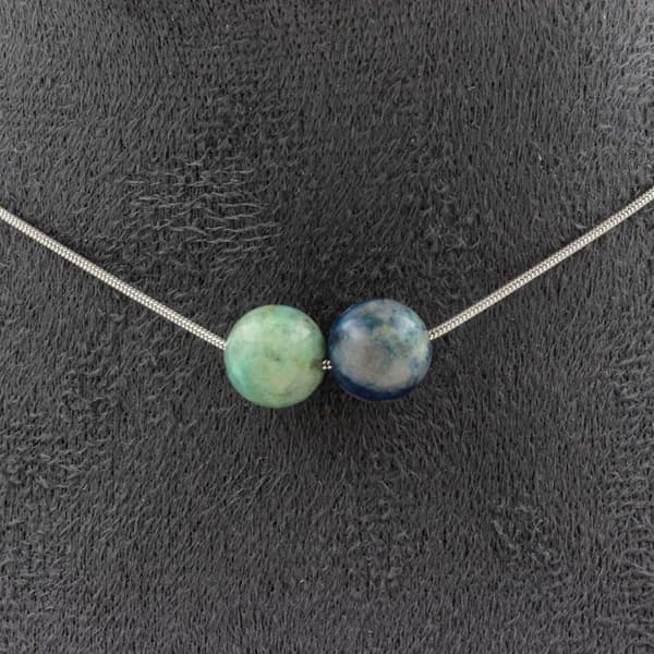 Halsband - Ett Bijoux - Chrysokoll från Namibia - 2 pärlor - 8 mm - Rostfritt stål
