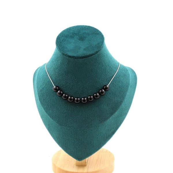 Stenar och mineraler. Halsband med 10 svarta agatpärlor 8 mm. Kedjehalsband i rostfritt stål för kvinnor, män. Anpassningsbar storlek.