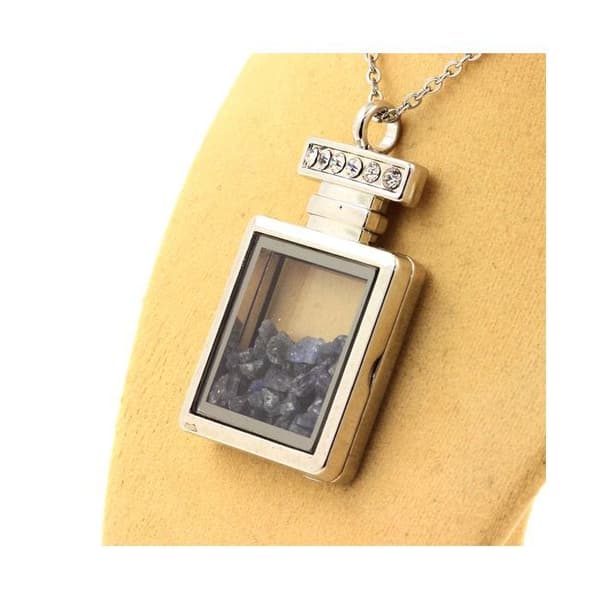 Stenar och mineraler. Rå safir halsband. Flaskmodell.