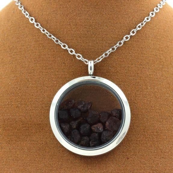 Collier - ABIJOUX - Rå granatmedaljong - Rostfritt stål - Unisex - Silverfärgad