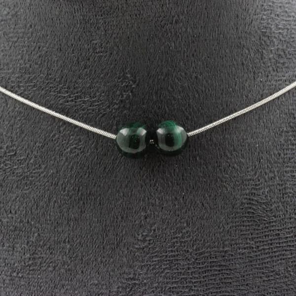 Halsband - ABIJOUX - Malakit från Kongo - 2 pärlor 8 mm - Rostfritt stål - Längd 45 cm