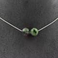 Miniatyrbild 1 av 4: Stenar och mineraler. Halsband med 2 Epidote pärlor från Australien 8 mm. Rostfri kedja Halsband för kvinnor, män. Personlig storlek
