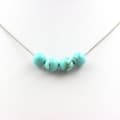 Miniatyrbild 1 av 4: Stenar och mineraler. Turkos Howlite pärlhalsband 8 mm. Rostfri kedja. Halsband för kvinnor och män. Anpassad storlek