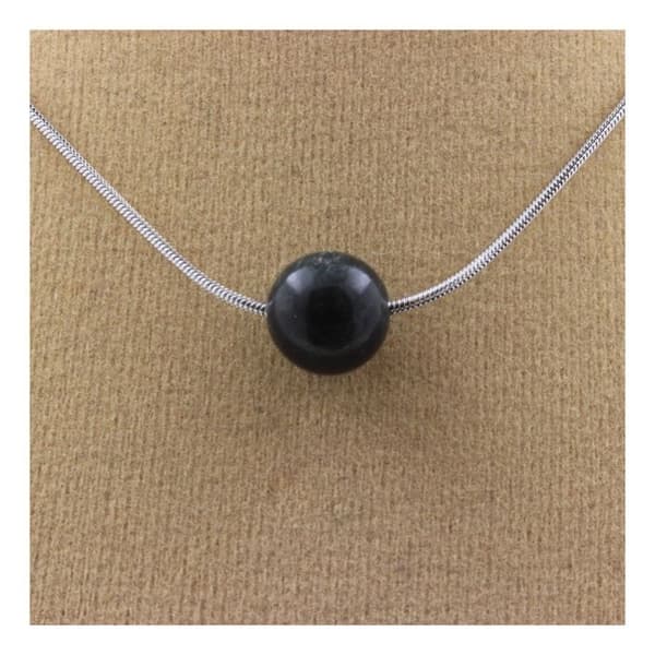 Stenar och mineraler. 1 Seraphinite pärlhalsband 8 mm Rostfri kedja.