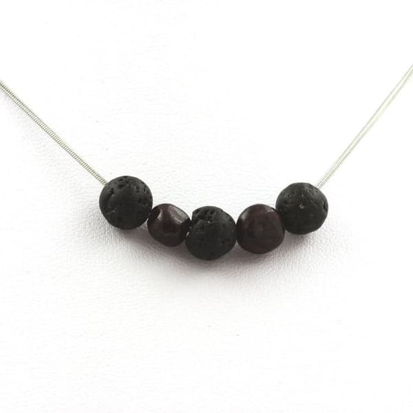 Collier - Ett Smycke - Lava Perlor 8 mm - Granat från Moambique - Rostfritt Stål - Blandat
