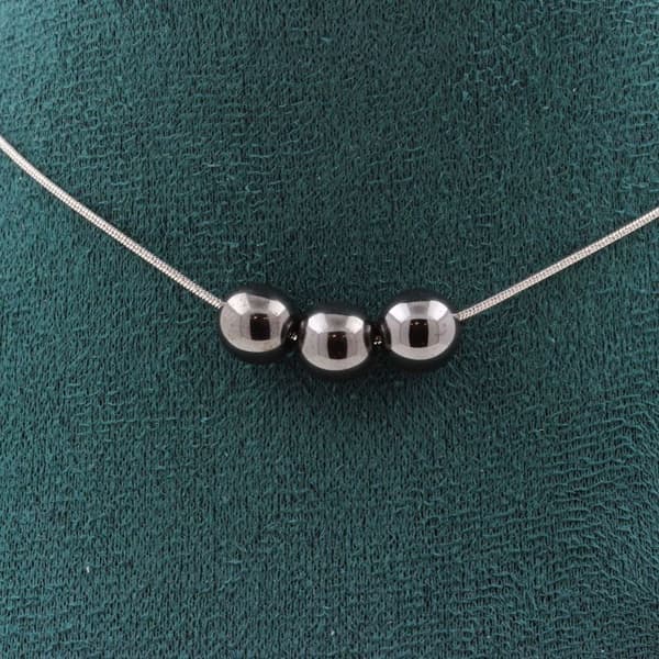Collier - ABIJOUX - Hematit 8 mm - Rostfritt stål - Anpassningsbar storlek - Unisex