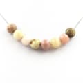 Miniatyrbild 1 av 3: Stenar och mineraler. Solsten + Rhodonit + Agat Bamboo Leaf Beaded Halsband Rostfri stålkedja.