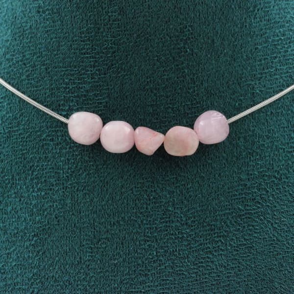 Halsband - ABIJOUX - Kunzite från Brasilien - 5 pärlor - Rostfritt stål - Anpassningsbar längd