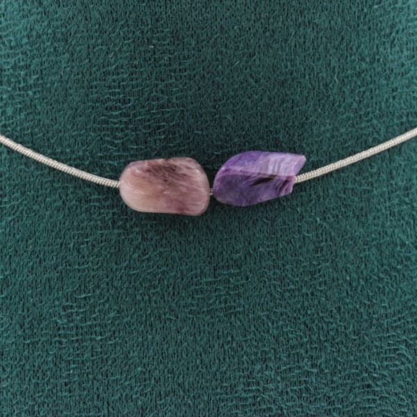 Halsband - Ett Smycke - Charoit från Ryssland - 2 pärlor - Rostfritt stål - Anpassningsbar längd