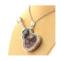 Miniatyrbild 2 av 3: Collier - ABIJOUX - Modell gitarr - Grenat Rhodolite - Rostfritt stål - Röd