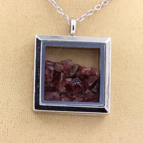 Collier - Stenar och mineraler - Rhodolite granat - Fyrkantig modell - Rostfritt stål - Unisex