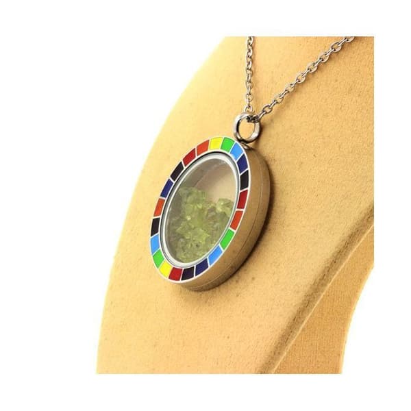 Stenar och mineraler. Rå Peridot halsband. Regnbågsmodell.