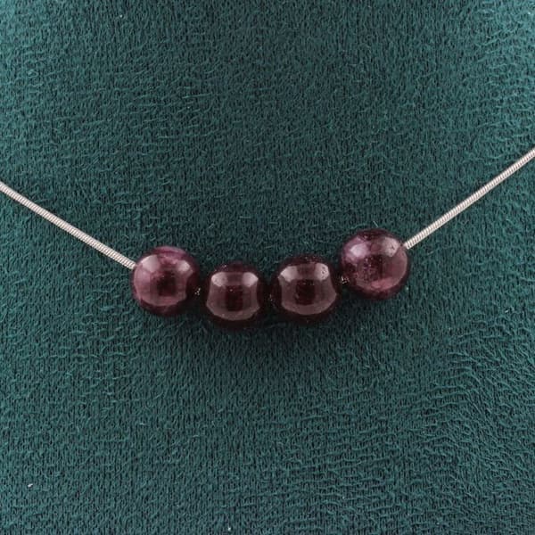 Halsband - Ett smycke - Granat 8 mm - Rostfritt stål - Längd 45 cm - Unisex