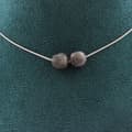 Miniatyrbild 1 av 4: Halsband - A Bijoux - Labradorit från Finland - 2 pärlor - Kedja av rostfritt stål - 45 cm