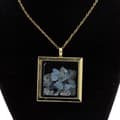 Miniatyrbild 1 av 2: Collier - ABIJOUX - Bruten Aigue-Marine - Rostfritt stål - Fyrkantig modell - Guld