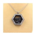 Miniatyrbild 3 av 3: Stenar och mineraler. Rå safir halsband. Hexagon modell.