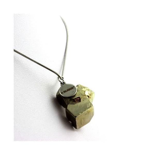 Raw Pyrite halsband 42,8 karat
