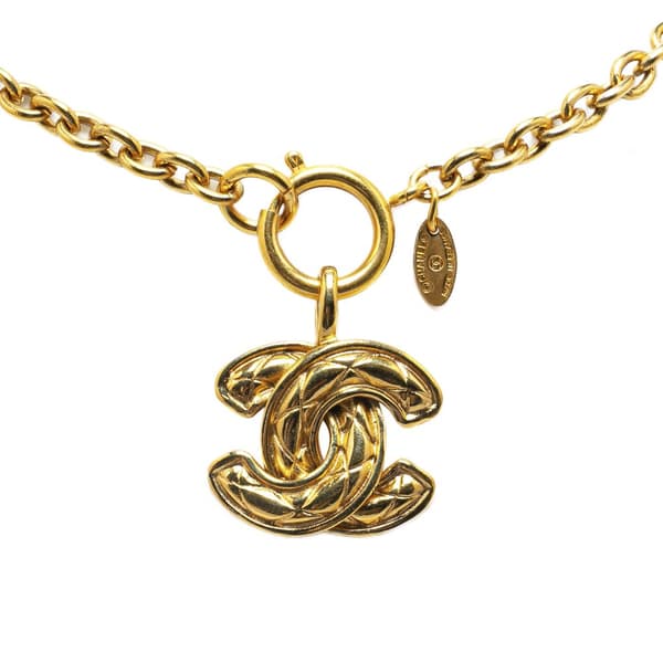 Pre-owned Chanel Gold Plated Quilted CC Pendant Necklace Gold