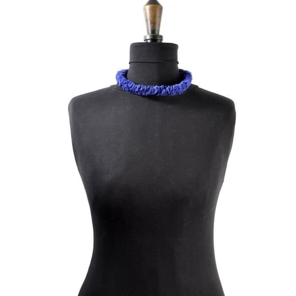 Collier - Siyalu - Litet modell - Mörkblått tyg - 42 cm - Etnisk