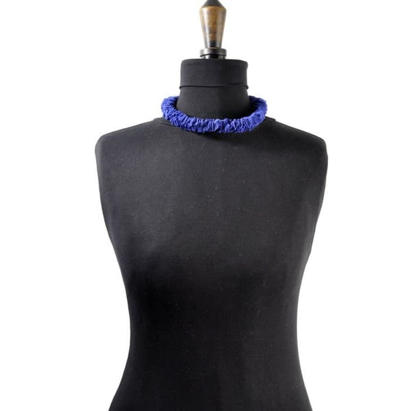 Collier - Siyalu - Litet modell - Mörkblått tyg - 42 cm - Etnisk