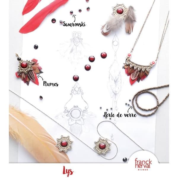 Collier plastron - Franck Herval - Lys - Swarovski - Glaspärlor - Fjädrar - Röd