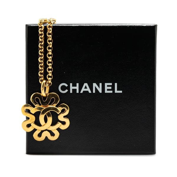 Pre-owned Chanel Gold Plated CC Flower Pendant Necklace Gold