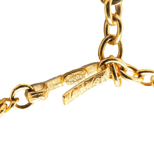 Pre-owned Chanel Gold Plated And Resin Camellia Pendant Necklace Gold