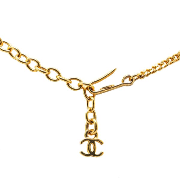 Pre-owned Chanel Gold Plated And Resin Camellia Pendant Necklace Gold