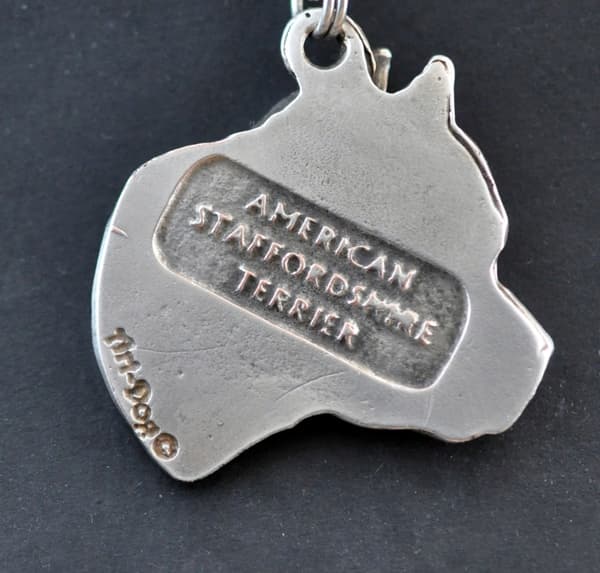 Amerikkalainen staffordshiren terrieri, Amstaff, Amstaf II - kaulakoru koiralla, hopeoitu riipus koirafanille, ainutlaatuiset Art-Dog korut