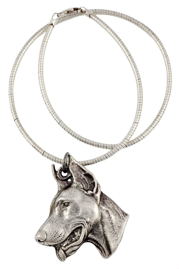 Doberman, Dobermann I - ett halsband med en hund, unika smycken för en hundfantast, ett unikt hänge på en orm av Art-Dog