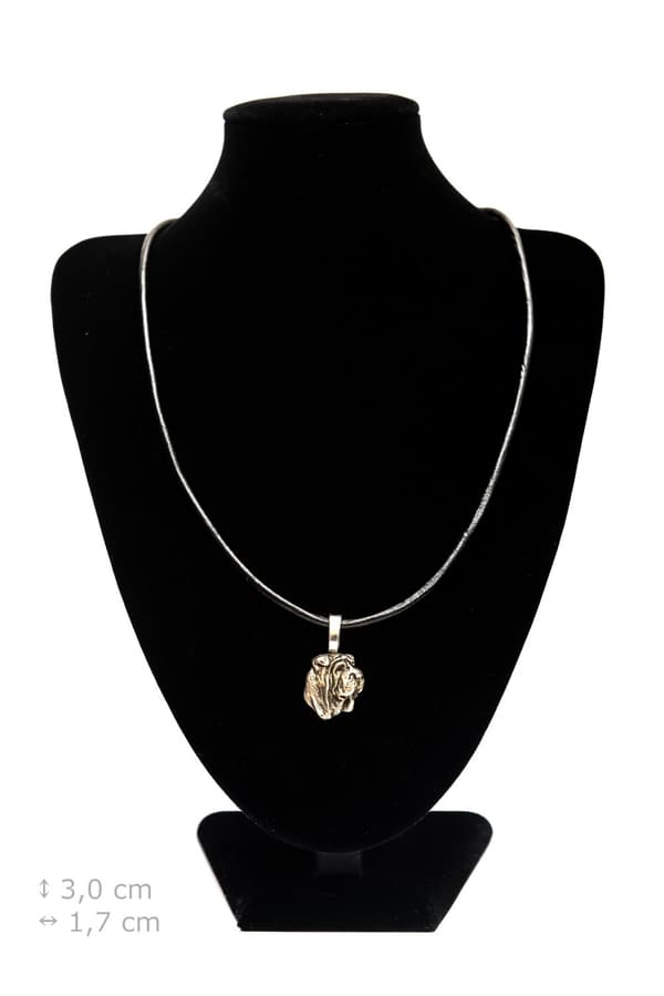 Shar Pei II - halsband med hund, silverpläterat hänge för en hundälskare, subtila smycken från Art-Dog