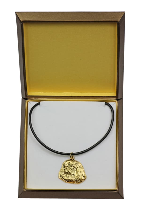 Pekingese - halsband med en hund i presentförpackning, guldpläterat hänge för en hundfantast, iögonfallande Art-Dog-smycken