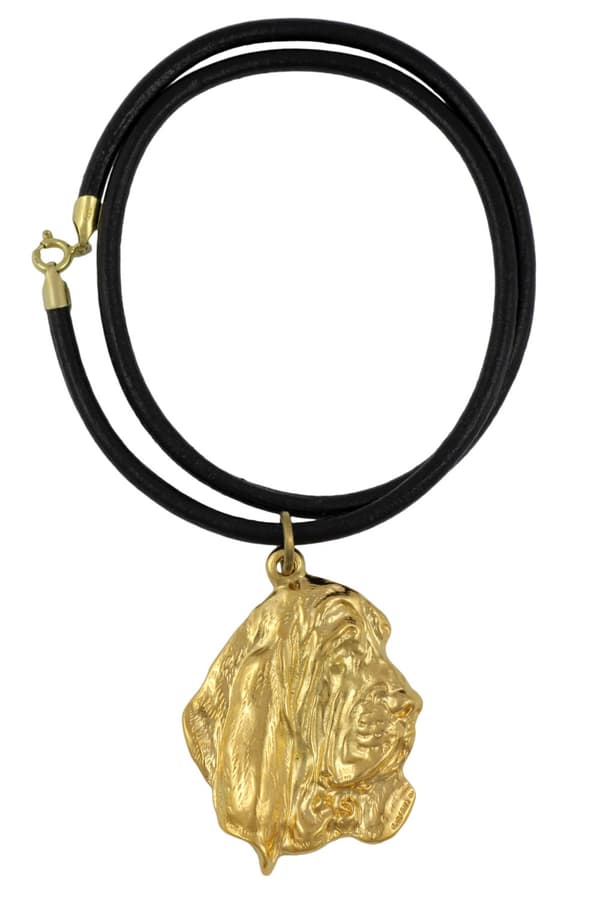 Basset Hound III - halsband med en hund i presentask, guldpläterat hänge för en hundfantast, iögonfallande Art-Dog-smycken