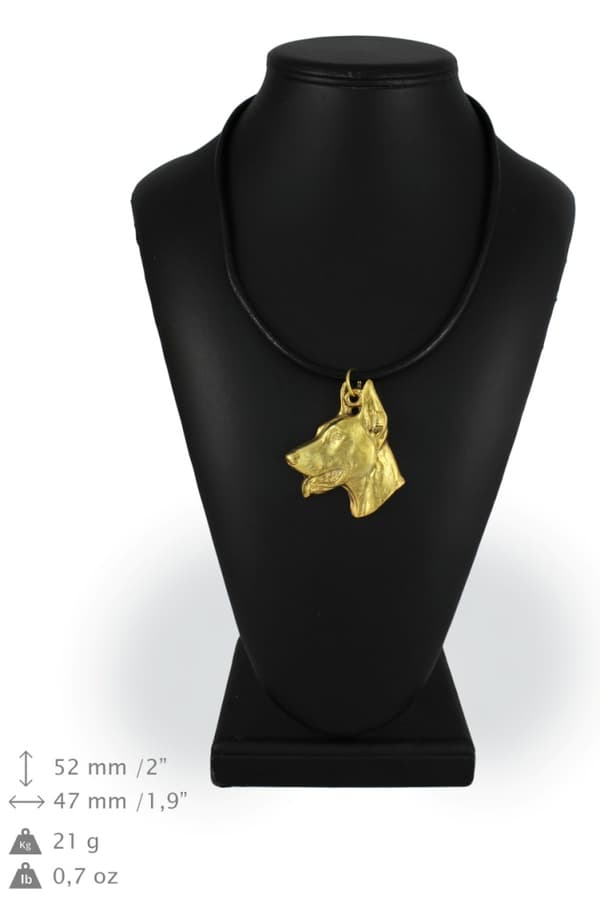Doberman, Dobermann I - halsband med en hund i presentask, guldpläterat hänge för en hundfantast, iögonfallande Art-Dog-smycken