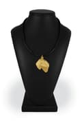 Miniatyrbild 4 av 5: Russian Black Terrier - halsband med en hund i presentförpackning, guldpläterat hänge för en hundfantast, iögonfallande Art-Dog-smycken