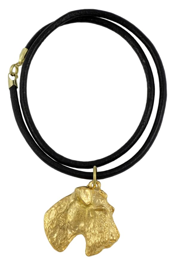 Trådhårig foxterrier - halsband med en hund i presentförpackning, guldpläterat hänge för en hundfantast, iögonfallande Art-Dog-smycken