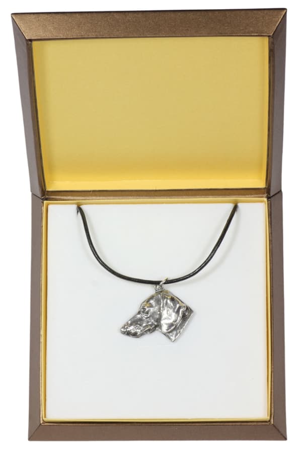 Tax I - ett halsband med en hund i en presentask, en silverpläterad medaljong för en hundfantast, ett iögonfallande Art-Dog-hänge