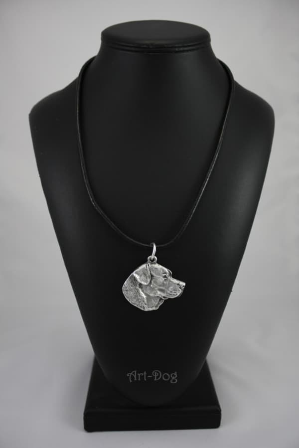 Labrador Retriever - ett halsband med en hund i en presentask, en silverpläterad medaljong för en hundfantast, ett iögonfallande hänge från Art-Dog