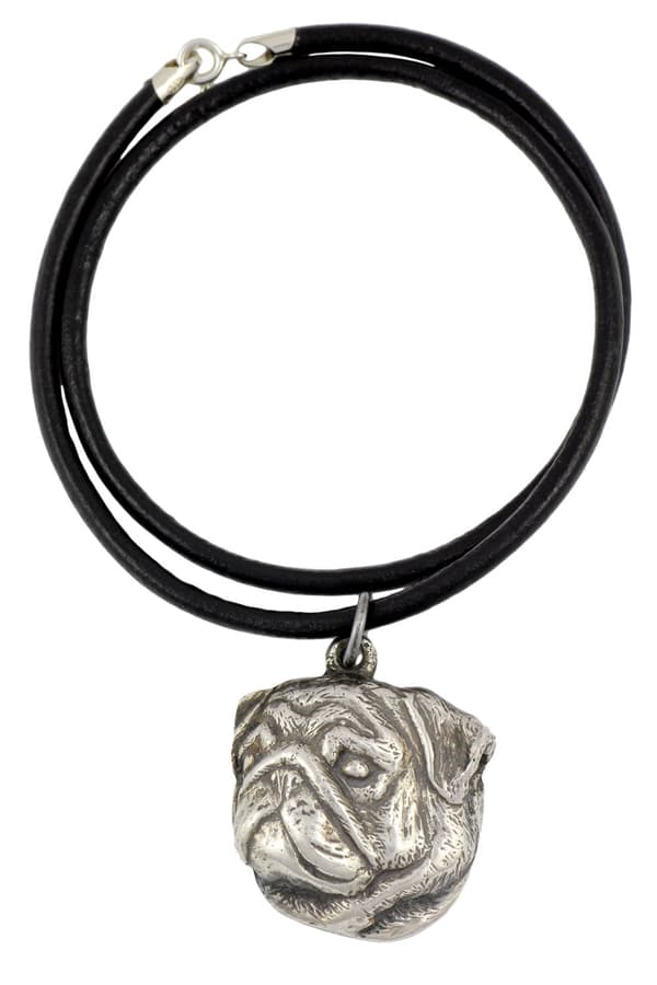 Pug, Pug, Carlin II - ett halsband med en hund i en presentask, en silverpläterad medaljong för en hundfantast, ett iögonfallande hänge från Art-Dog